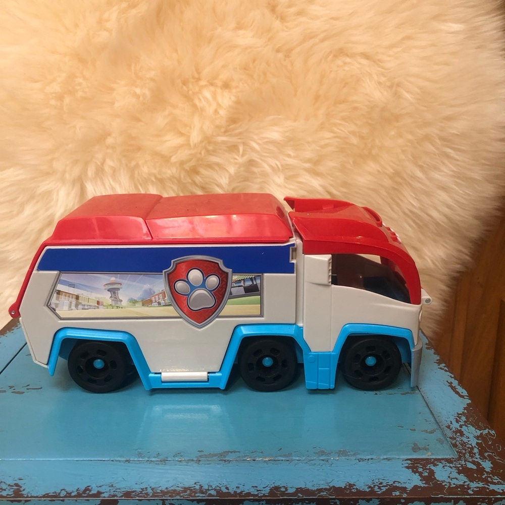 Paw Patrol Squad Patroller including 2 Pup Squad Figures No Patrol Cars